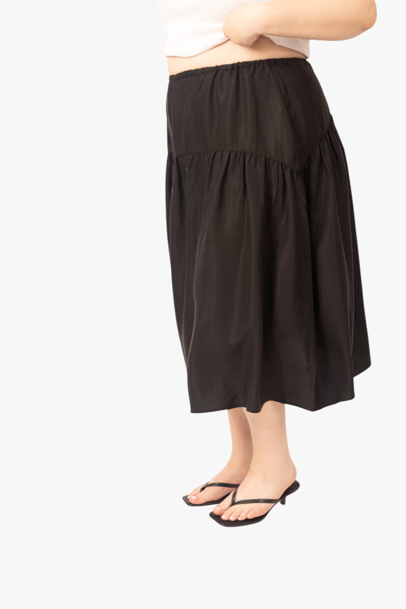 Maria Midi Skirt in Soft Black