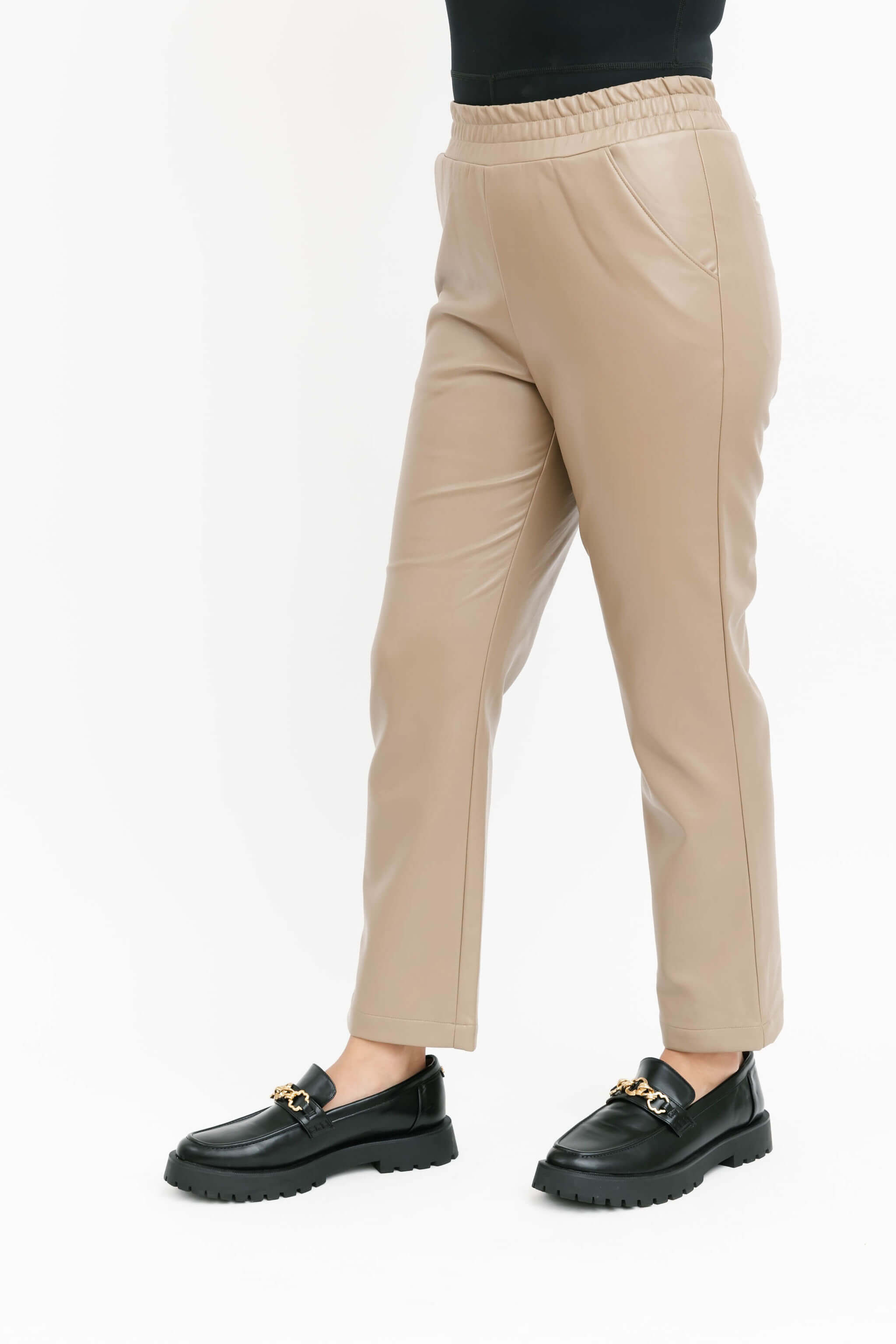 Murphy Vegan Leather Pant in Taupe