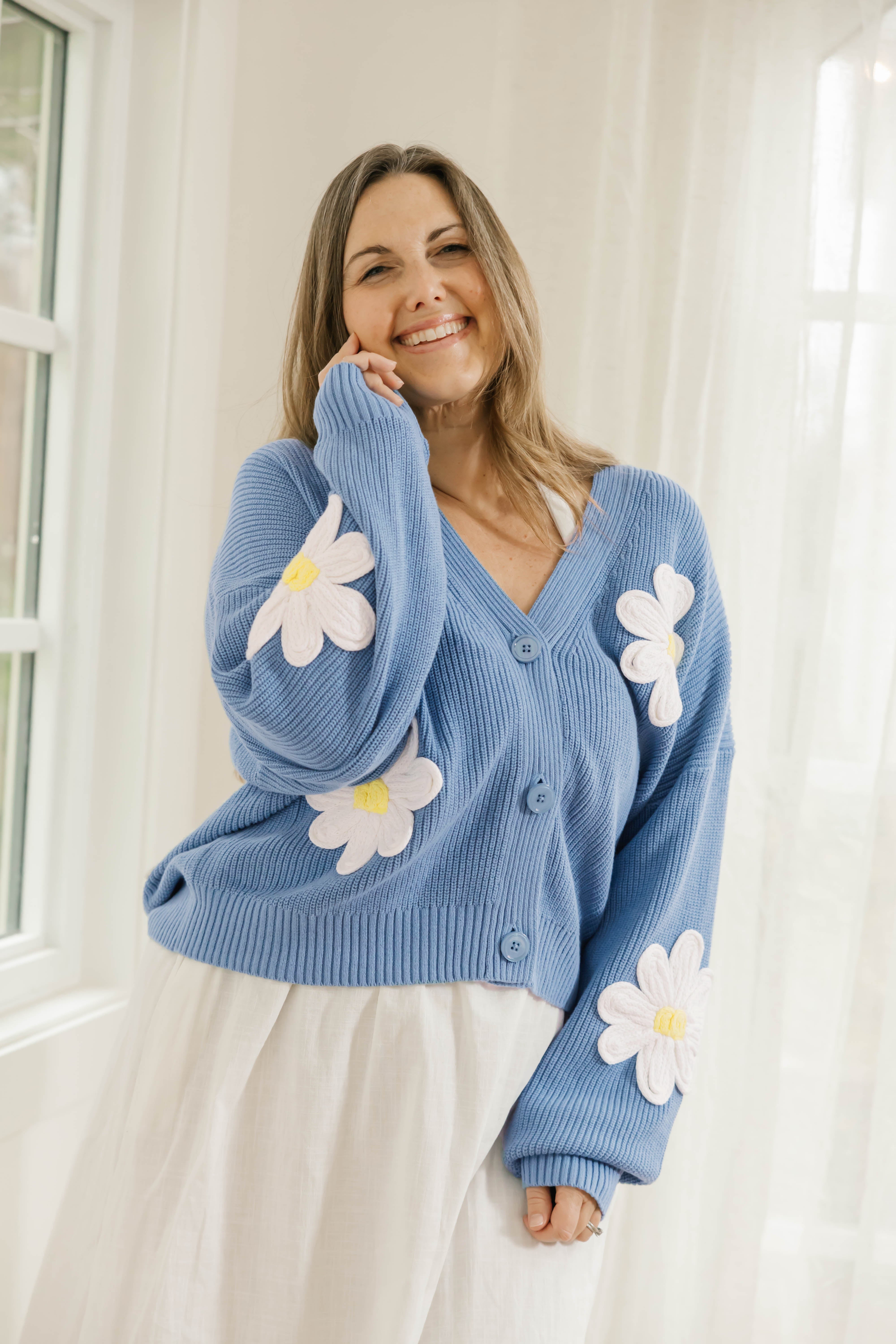 Nora Daisy Cardigan in Blue/Ivory – Smash + Tess