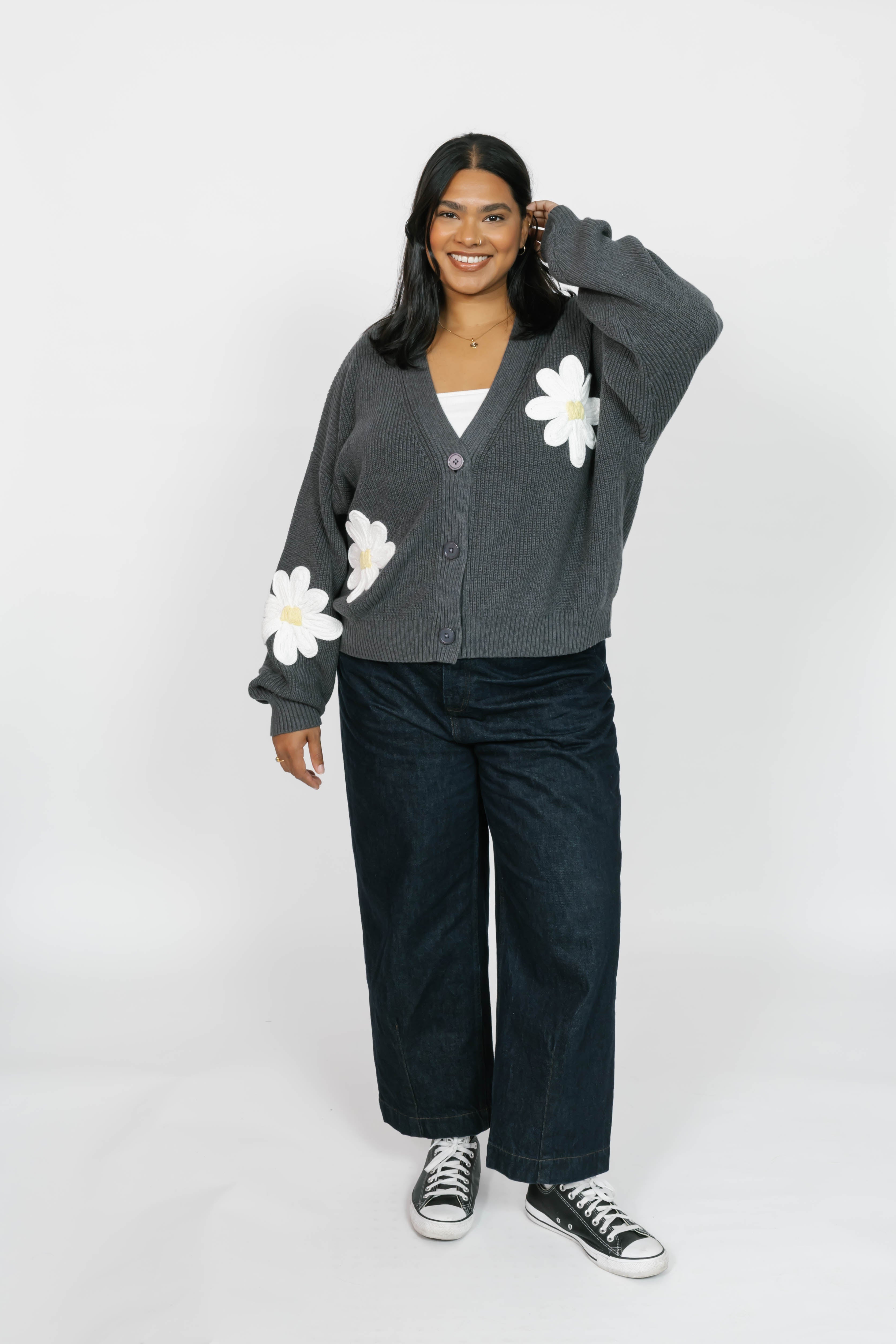 Nora Daisy Cardigan in Dark Grey/Ivory