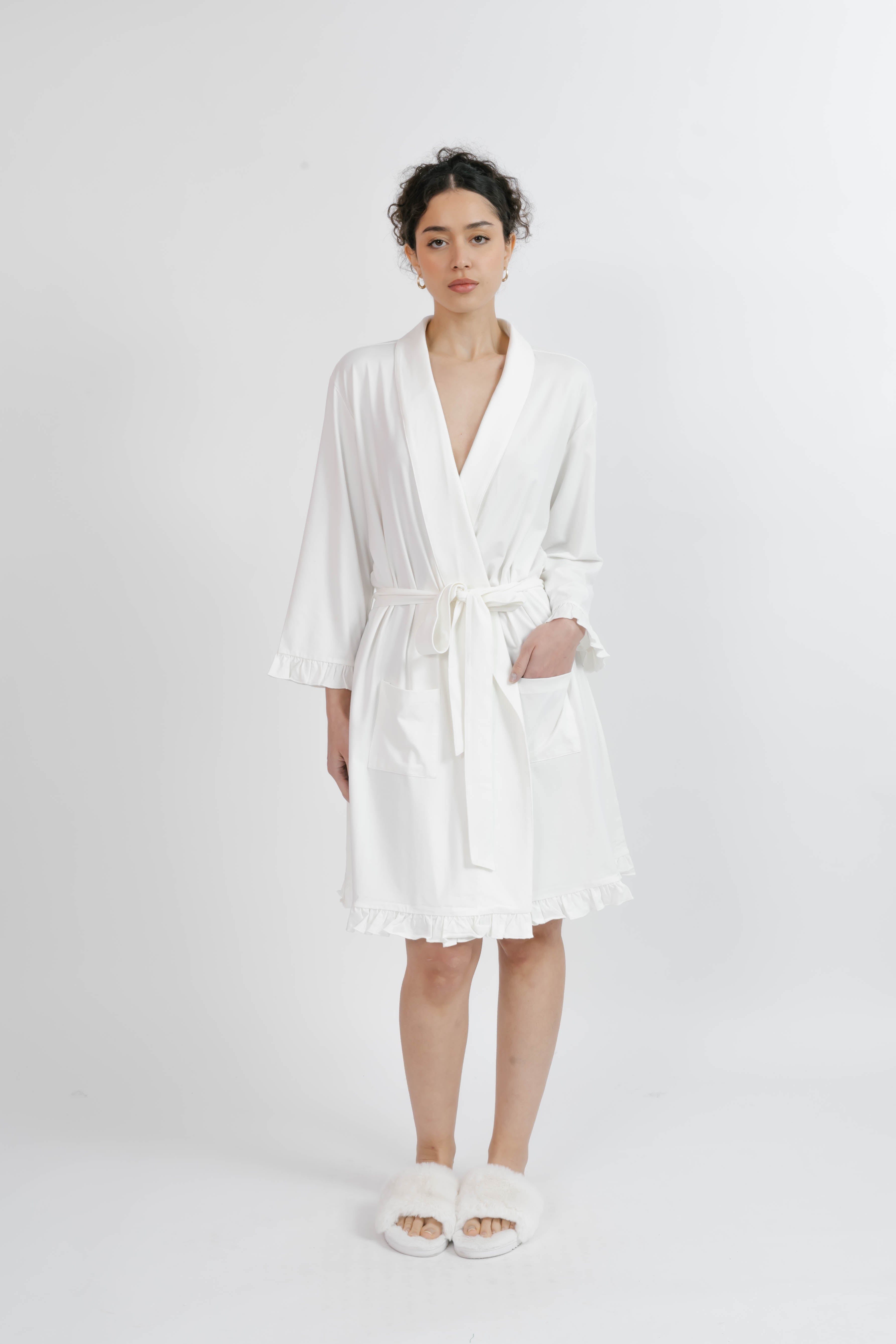 Ruffle Robe in Ivory