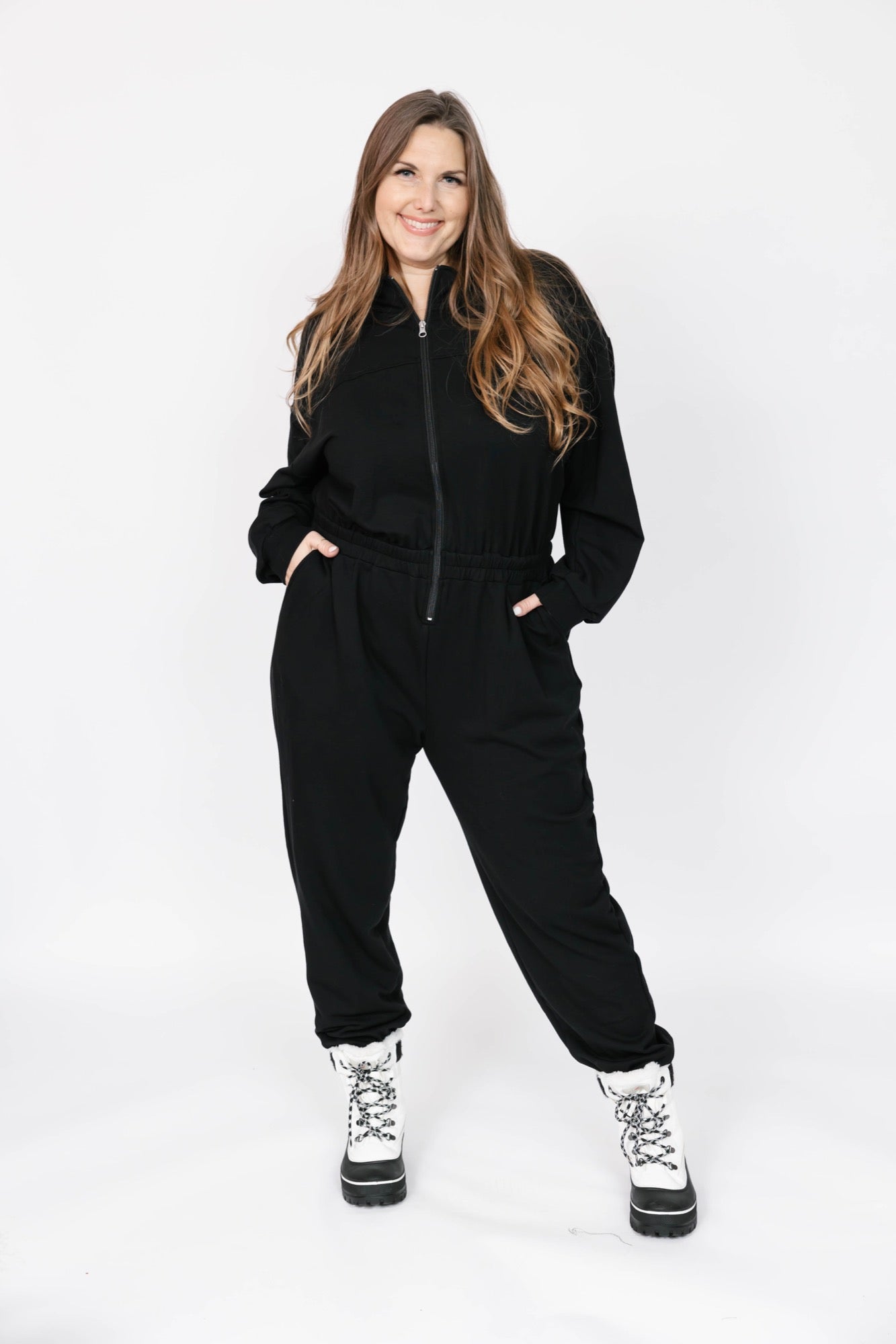 Sadi Sweatfleece Romper in Midnight Black