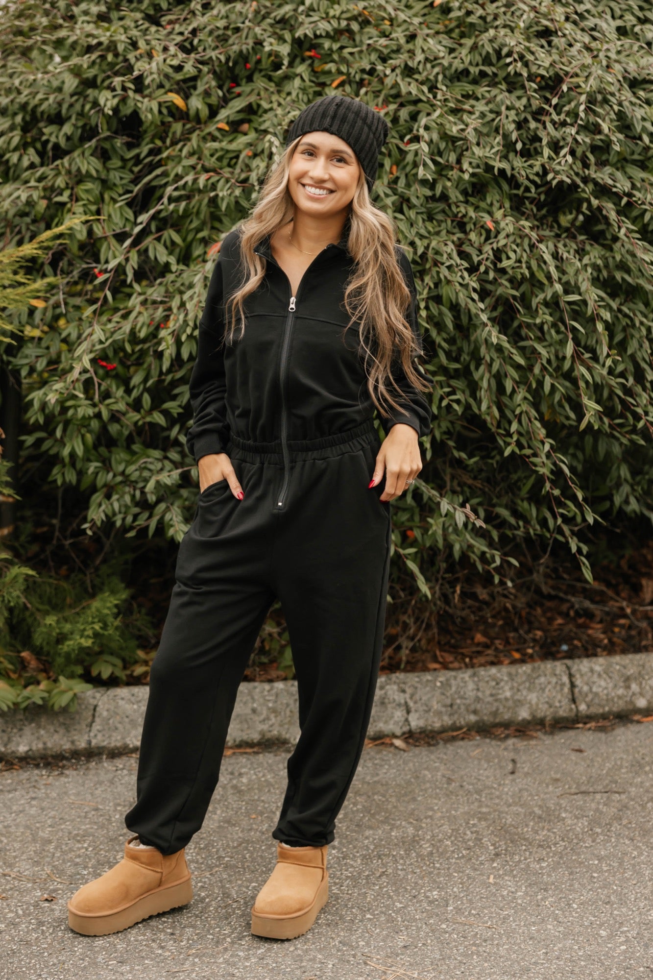 Sadi Sweatfleece Romper in Midnight Black