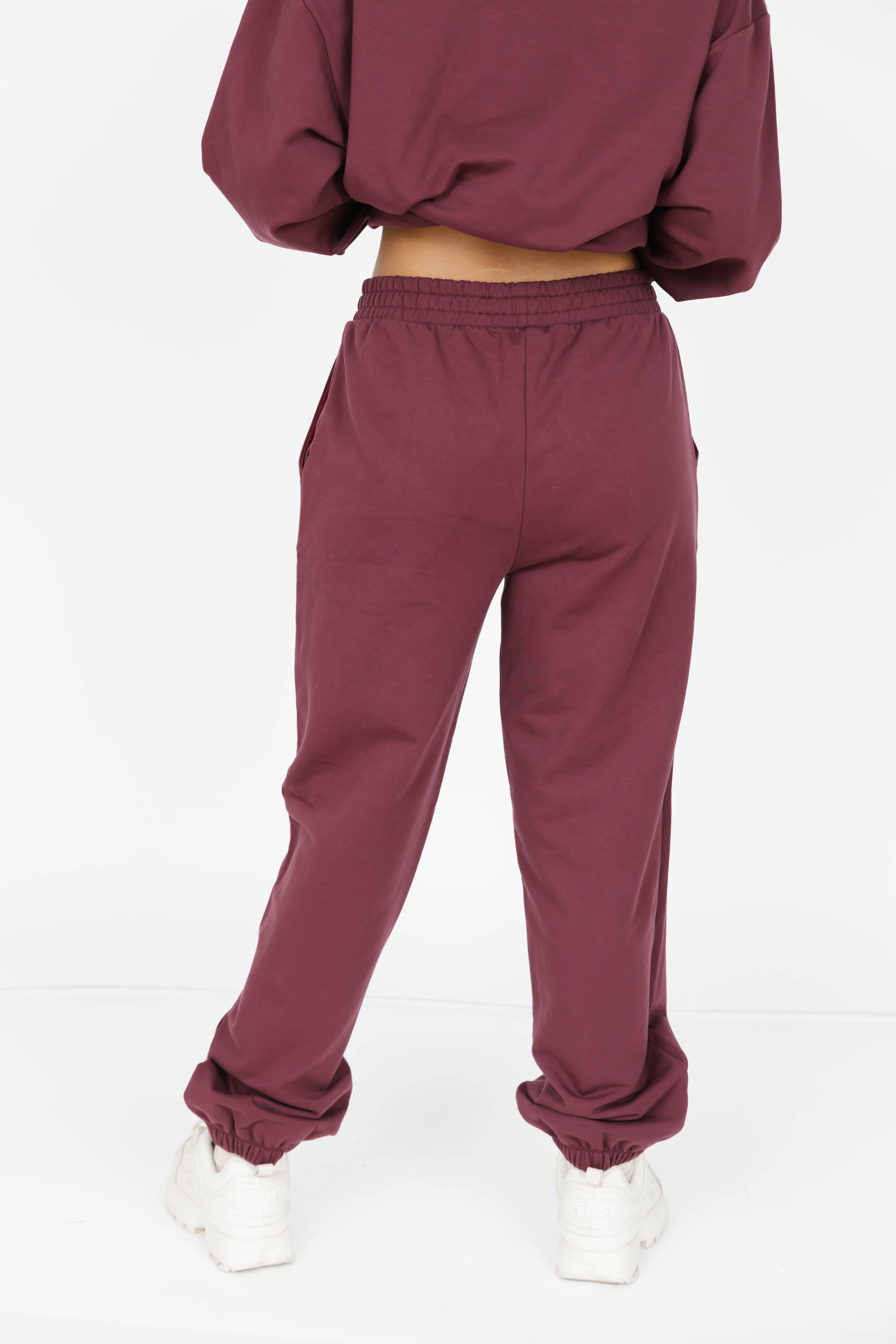 Sara Sweatfleece Jogger in Maroon