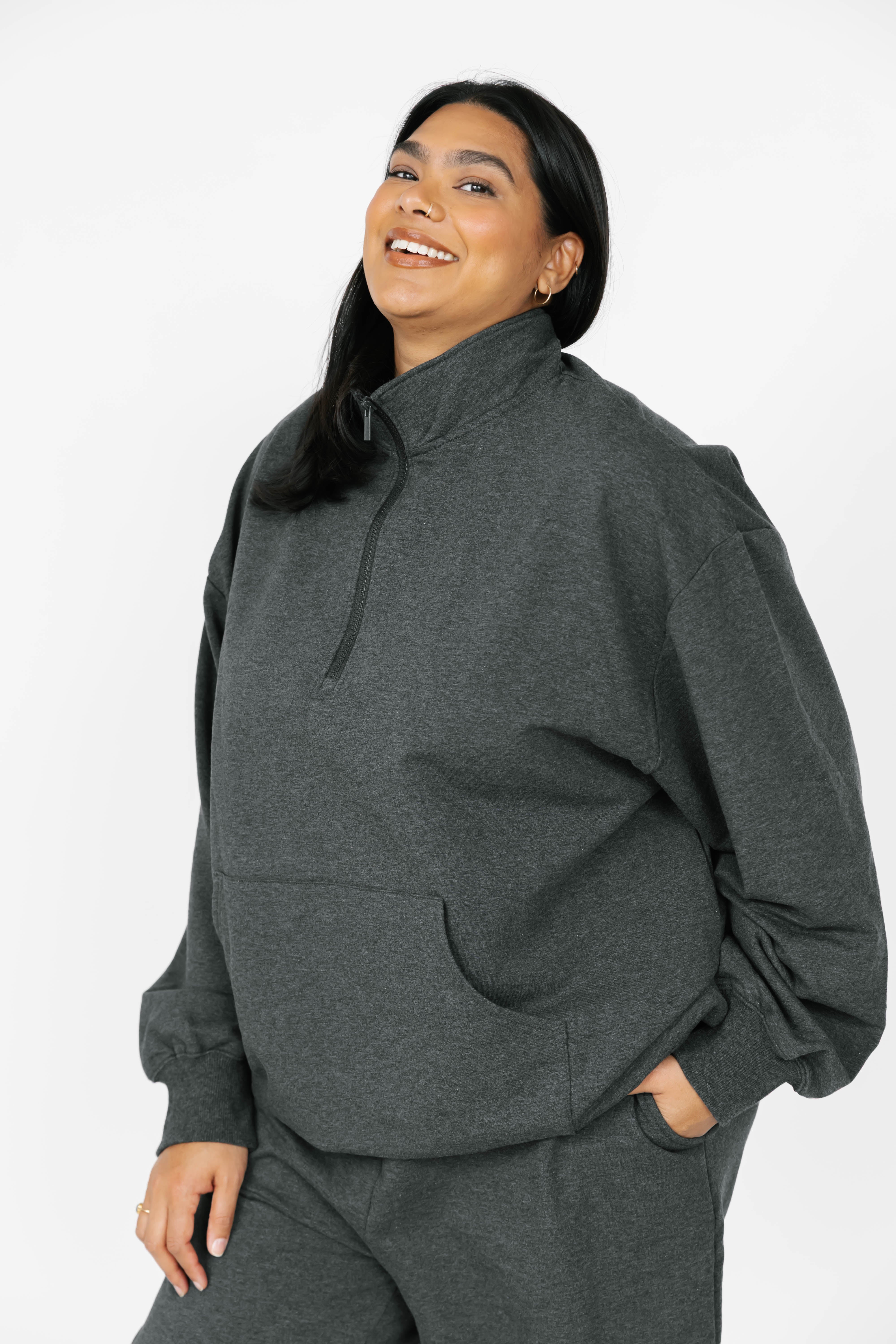 Sara Sweatfleece 1/4 Zip Top in Heather Charcoal