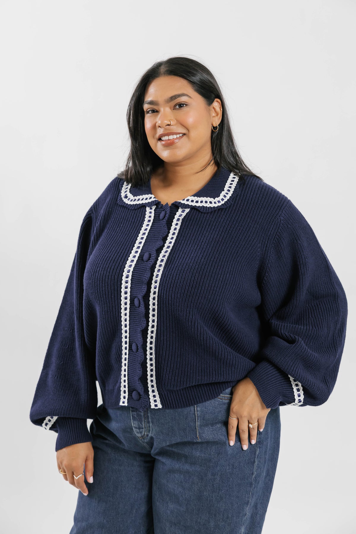 Sweet Scallop Cardigan in Navy/Cream