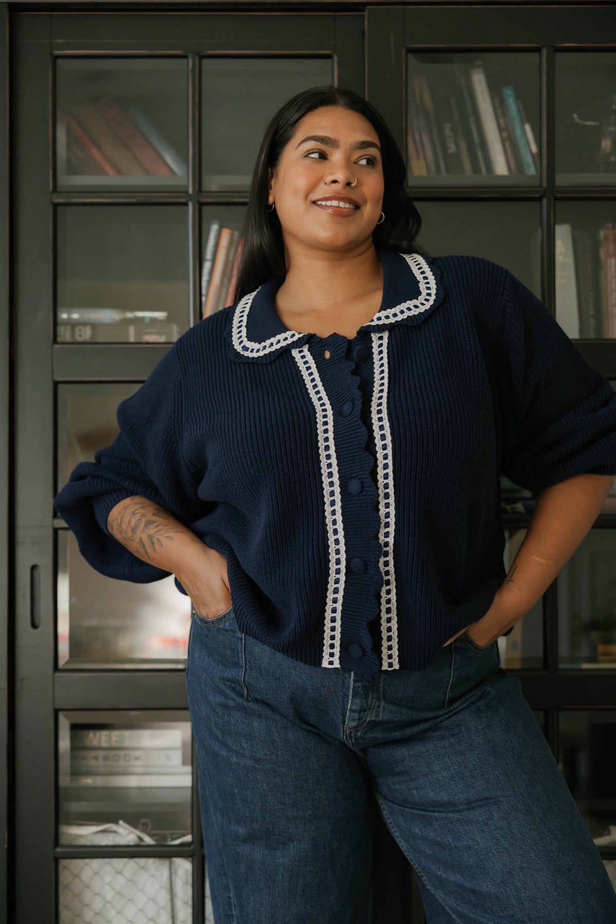 Sweet Scallop Cardigan in Navy/Cream