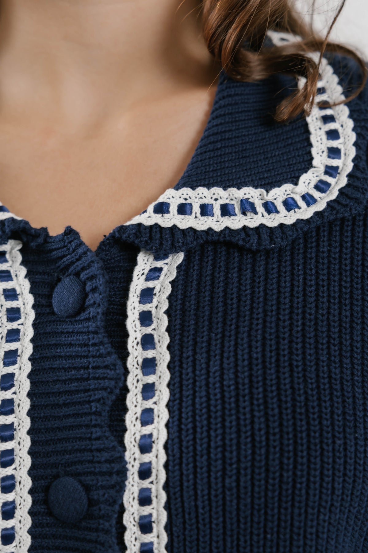 Sweet Scallop Cardigan in Navy/Cream