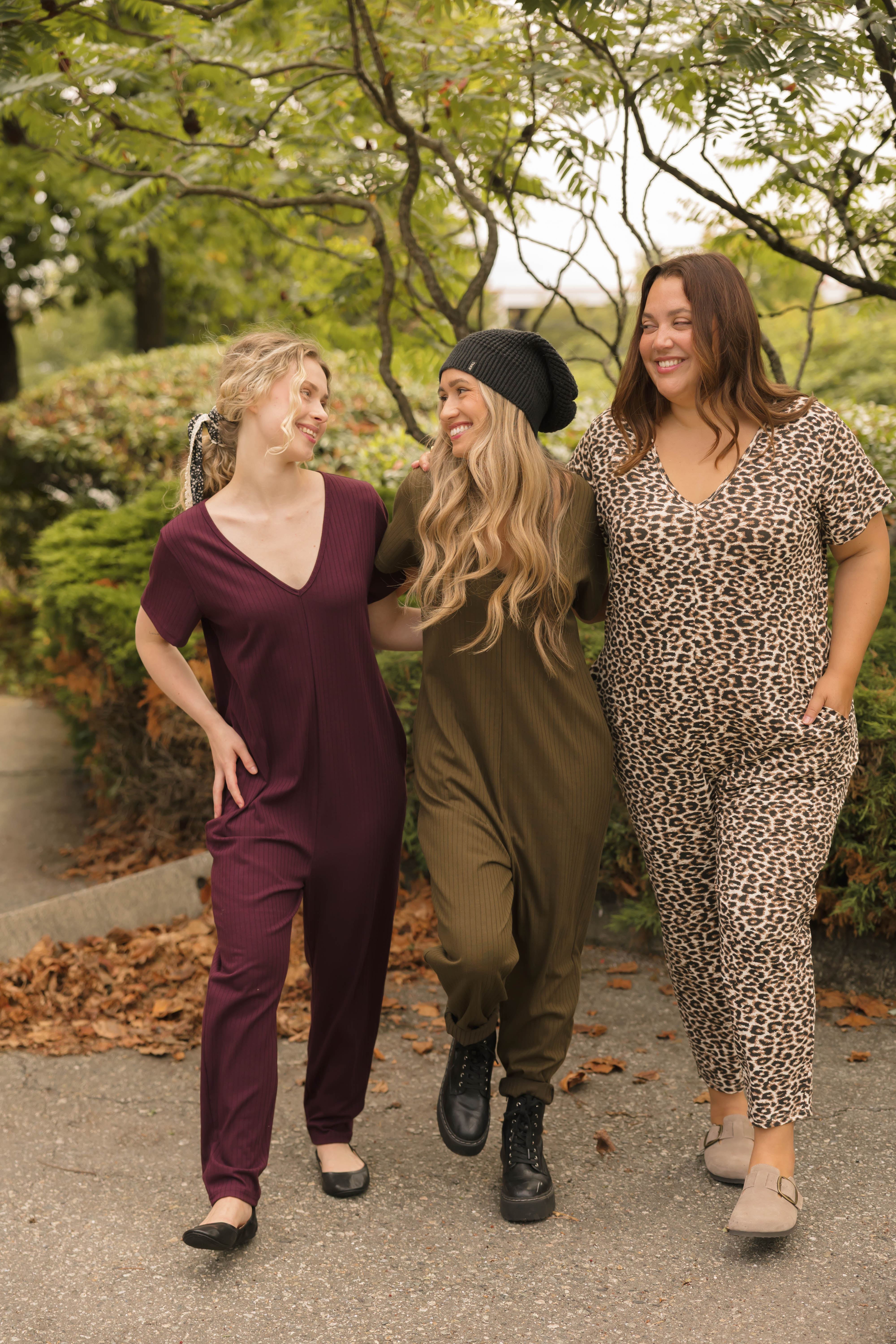 Sunday Ribbed Romper in Mulberry