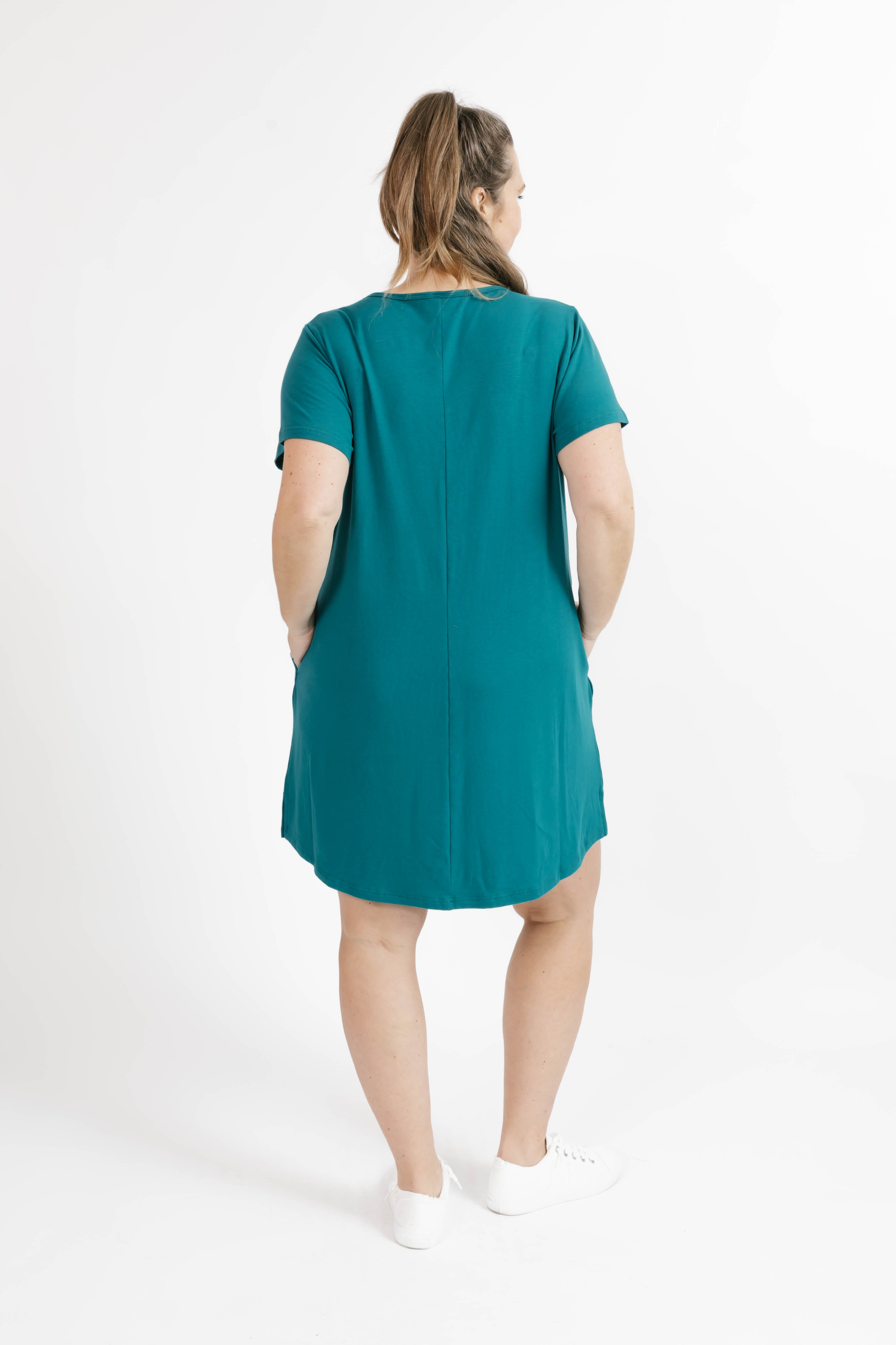 Sunday Shorty Dress in Peacock Green