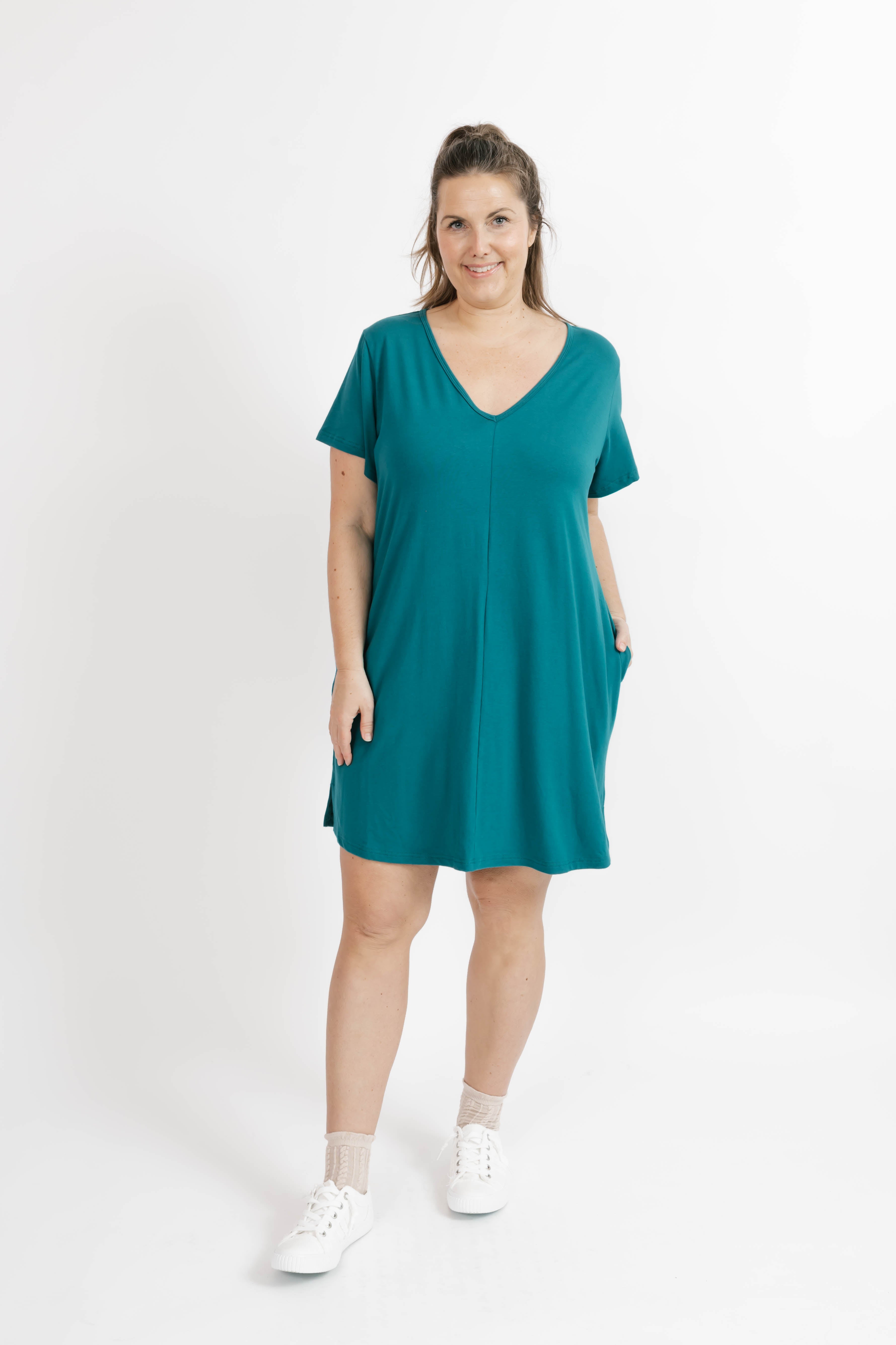 Sunday Shorty Dress in Peacock Green
