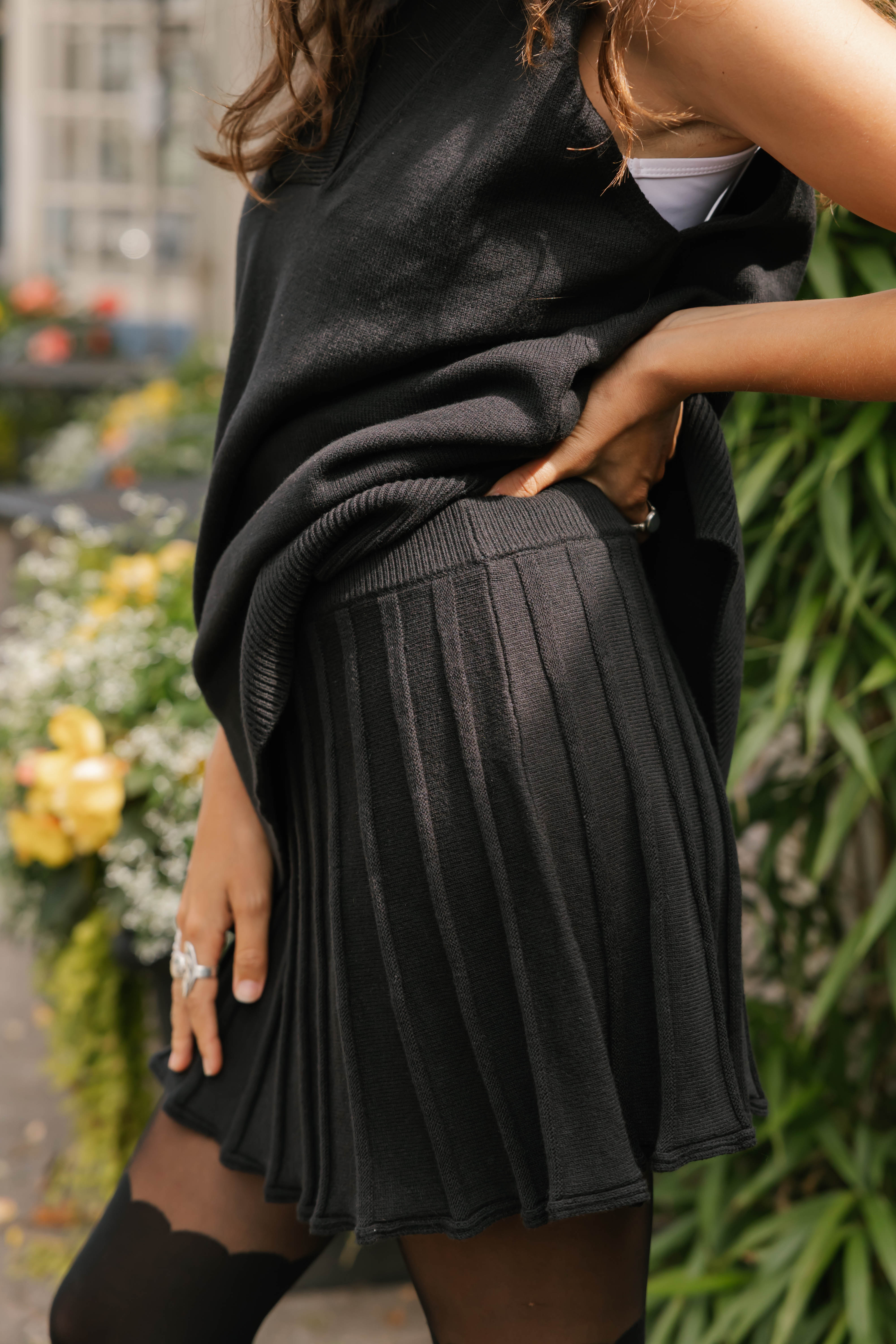 Pleated Knit Mini Skirt in Midnight Black