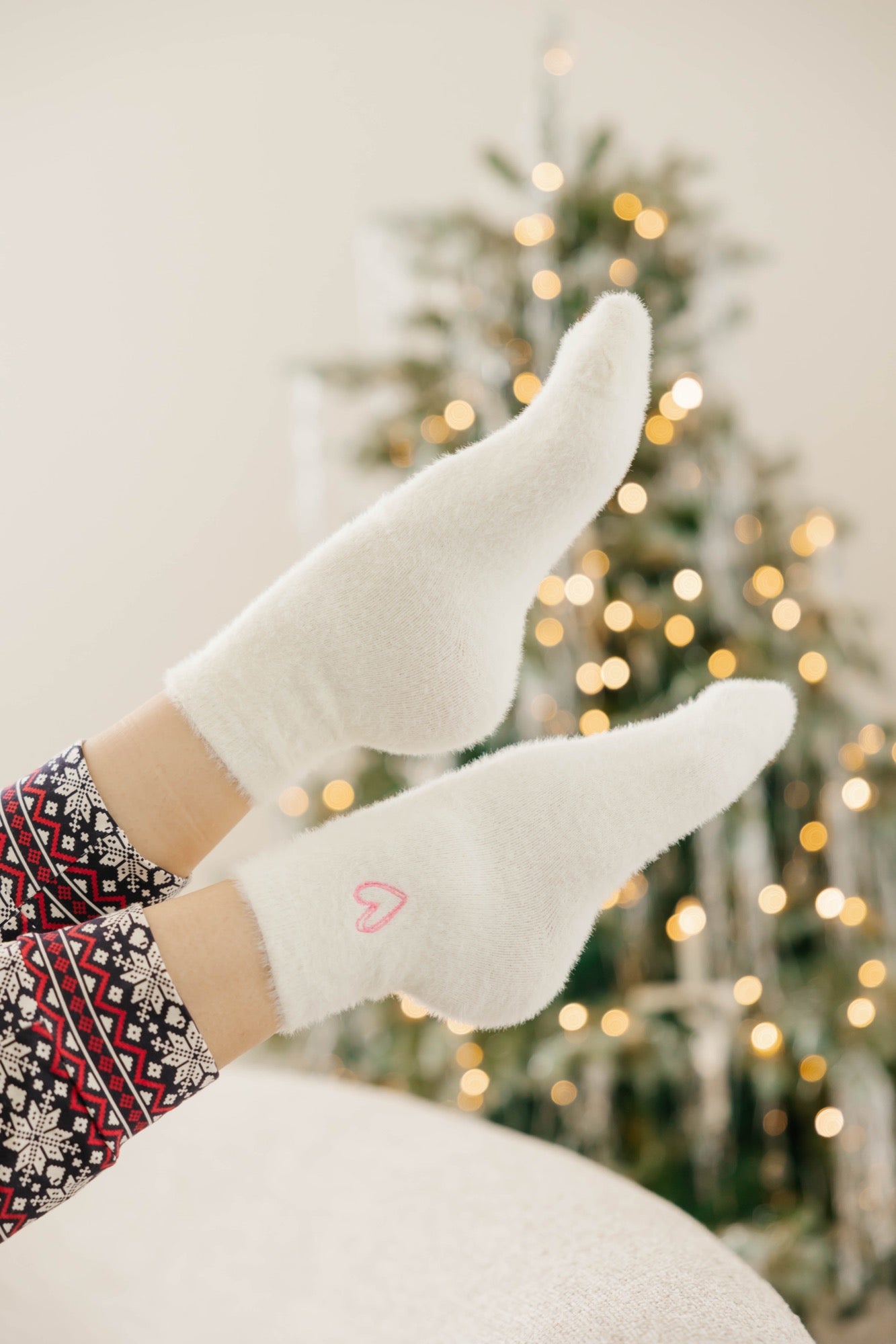 S+T Fuzzy Heart Socks in Cream