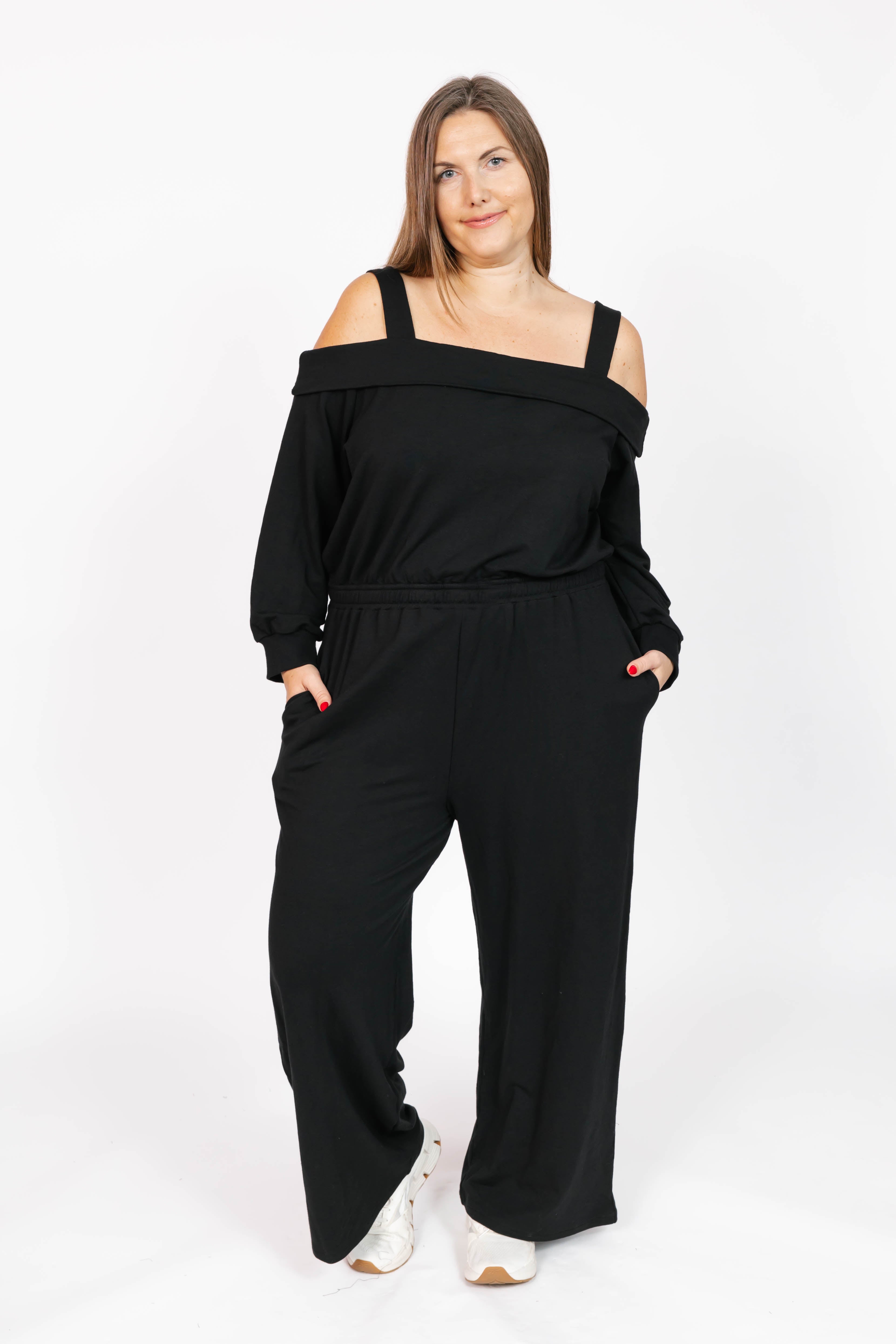 Giselle Wide Leg Romper in Midnight Black