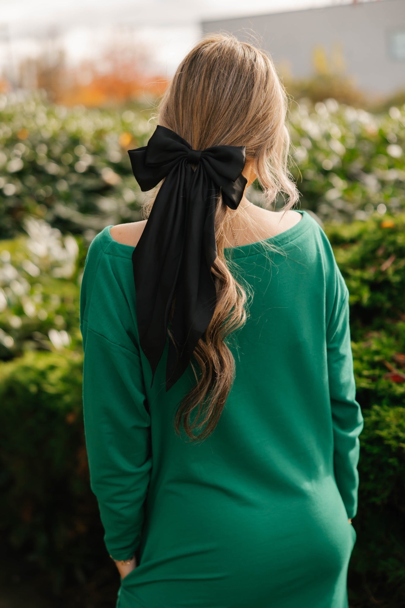 Silky Bow Clip in Midnight Black