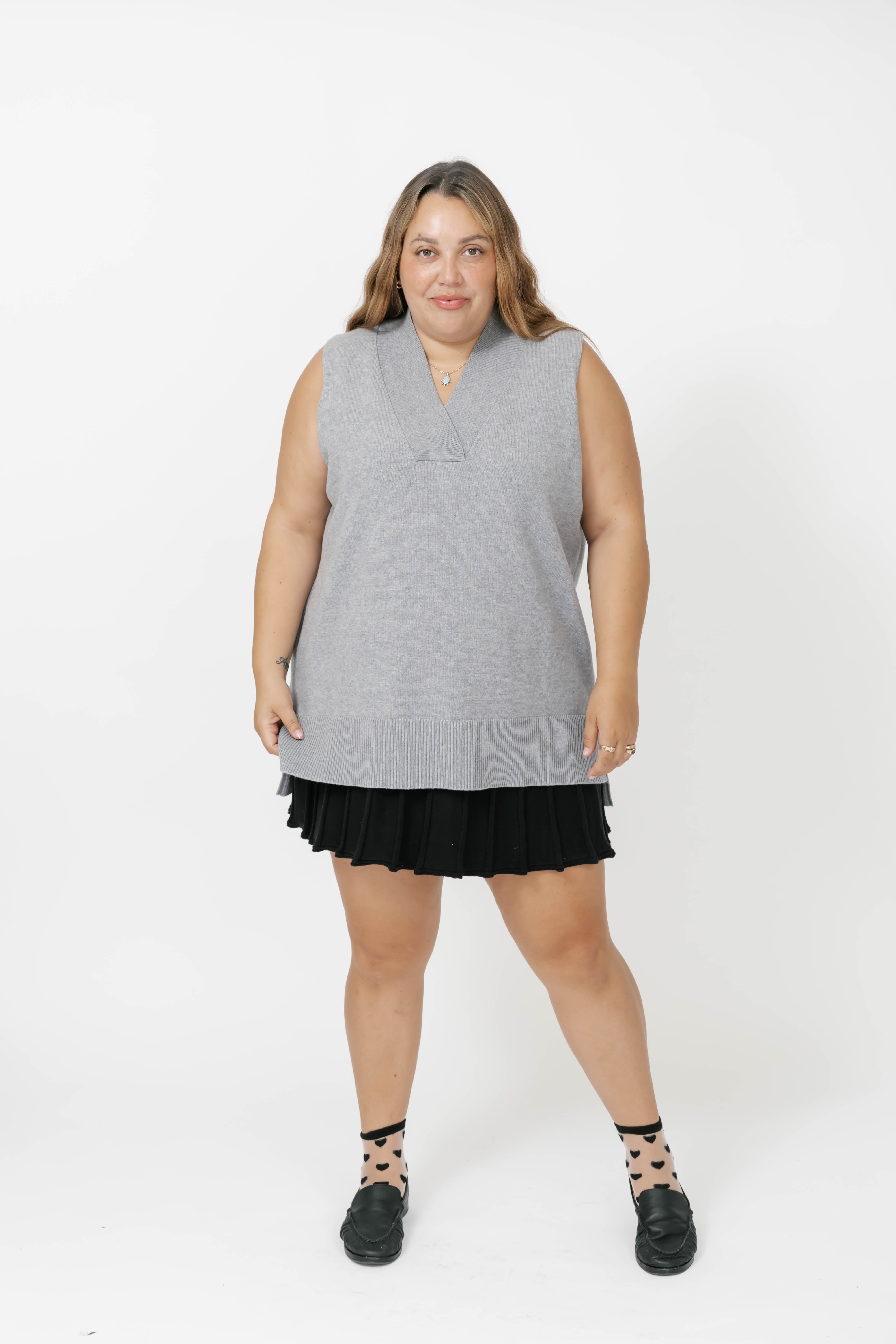 Blair Knit Vest in Light Grey