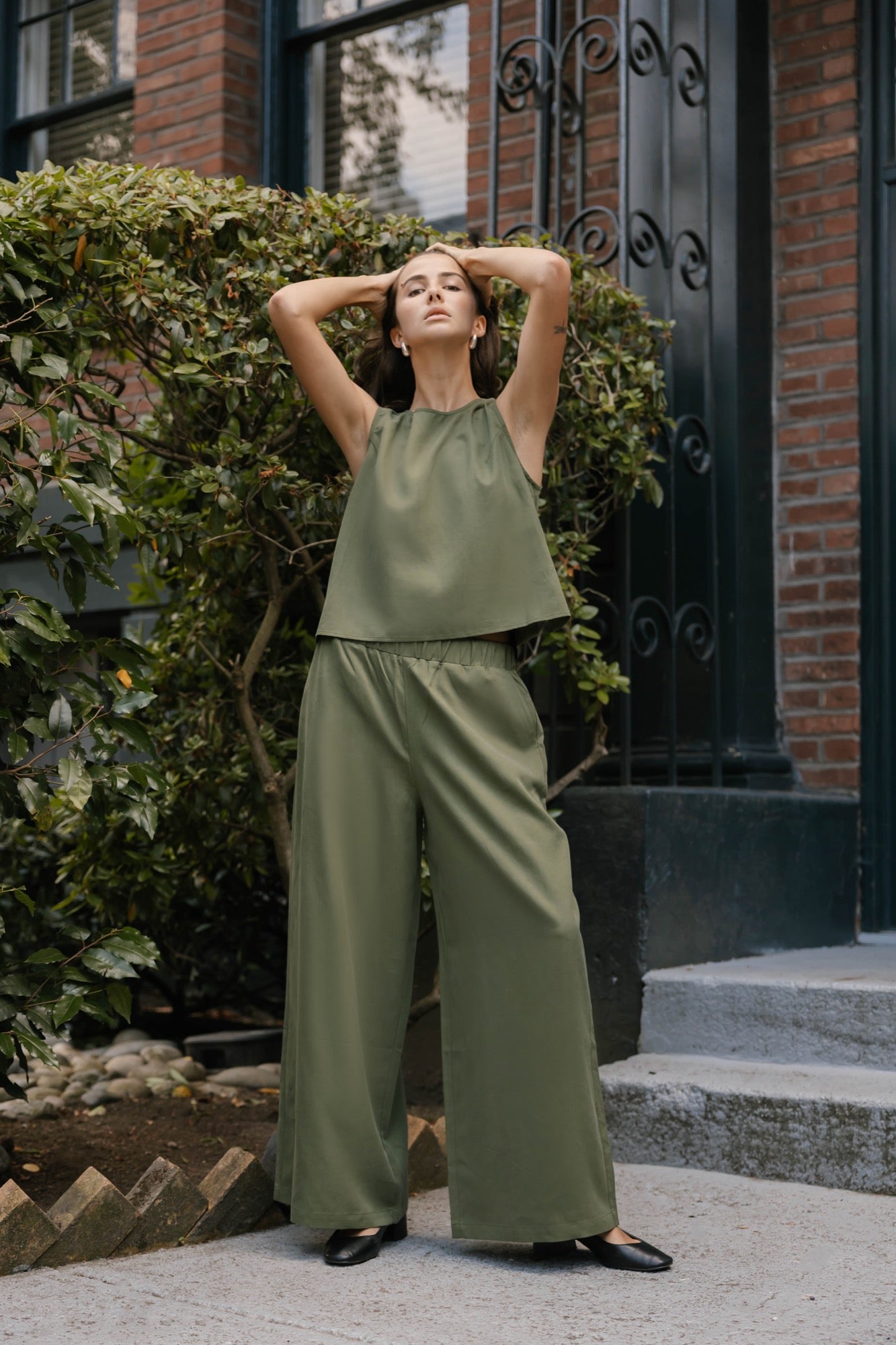 Celine Wide Leg Pants in Olive