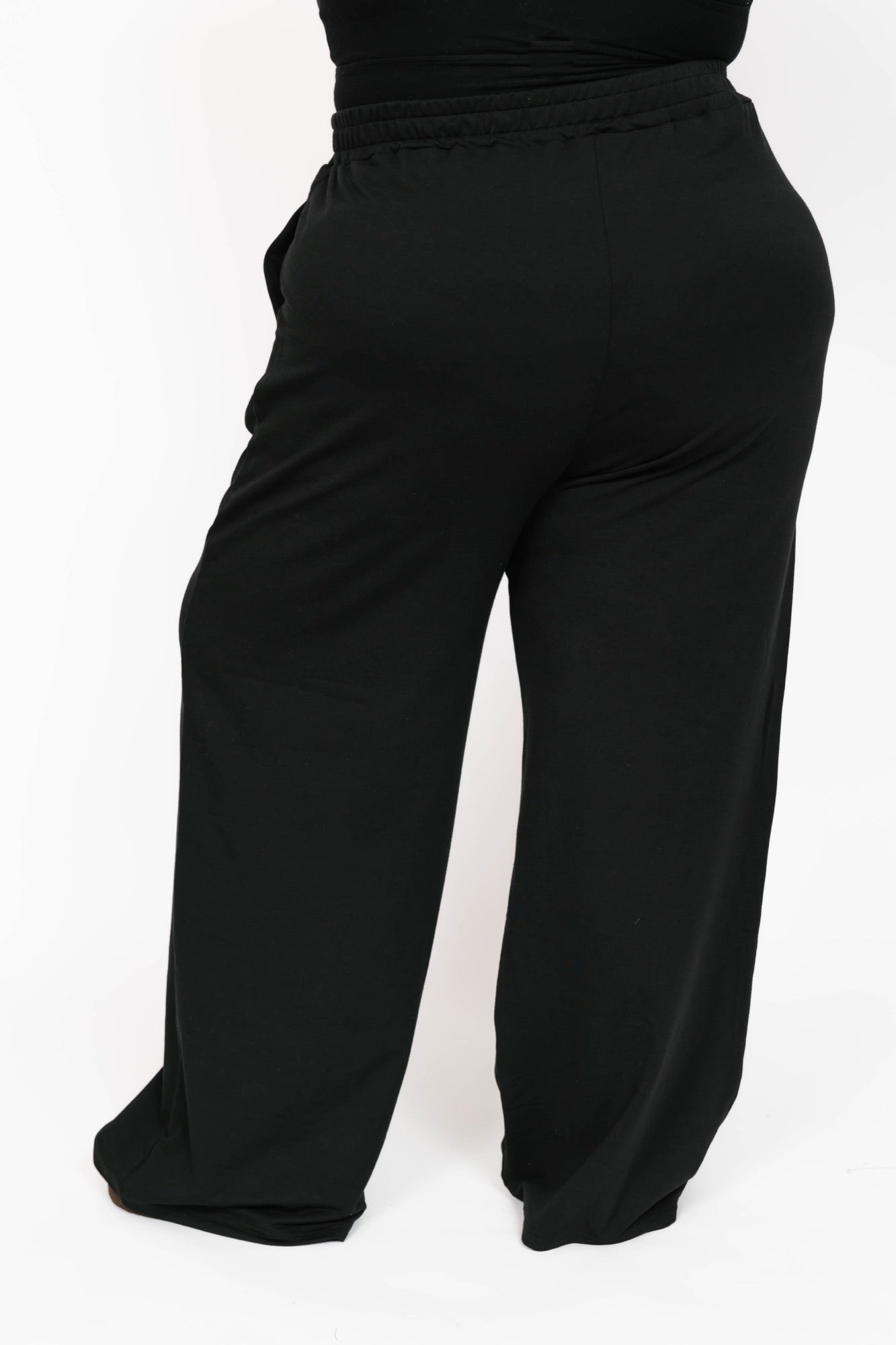 Tate Wide Leg Pants in Midnight Black