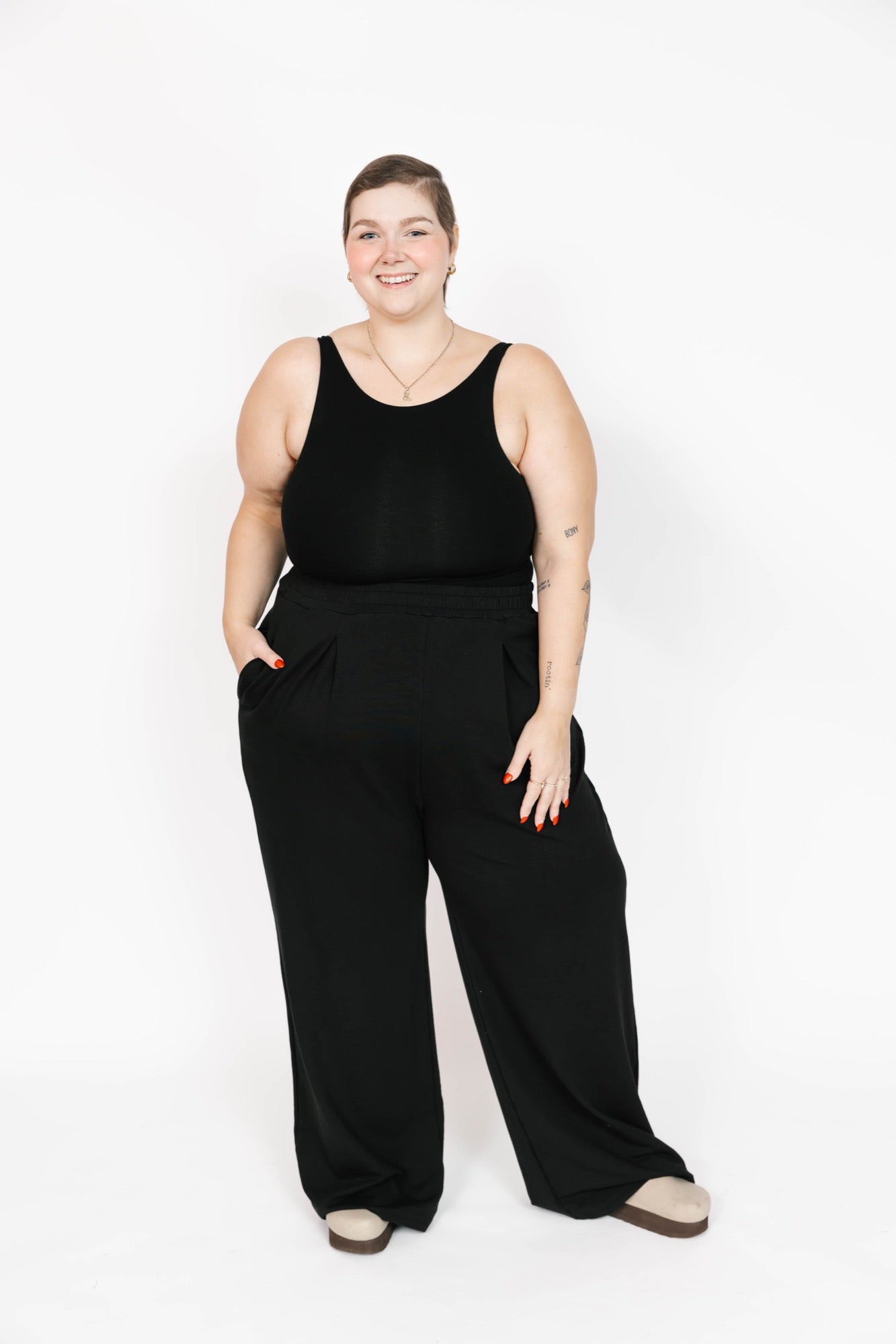 Tate Wide Leg Pants in Midnight Black