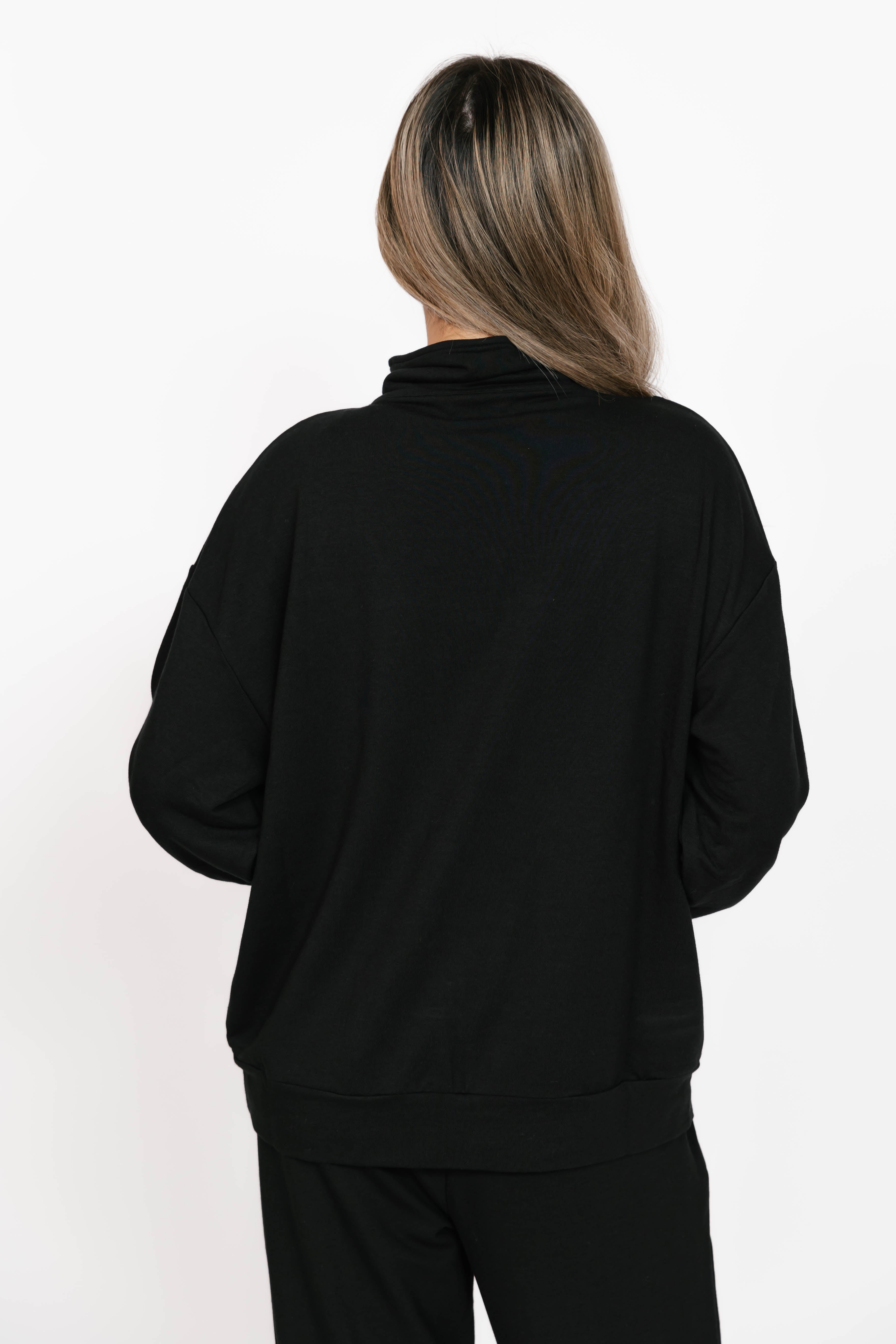 Tate Zip Top in Midnight Black