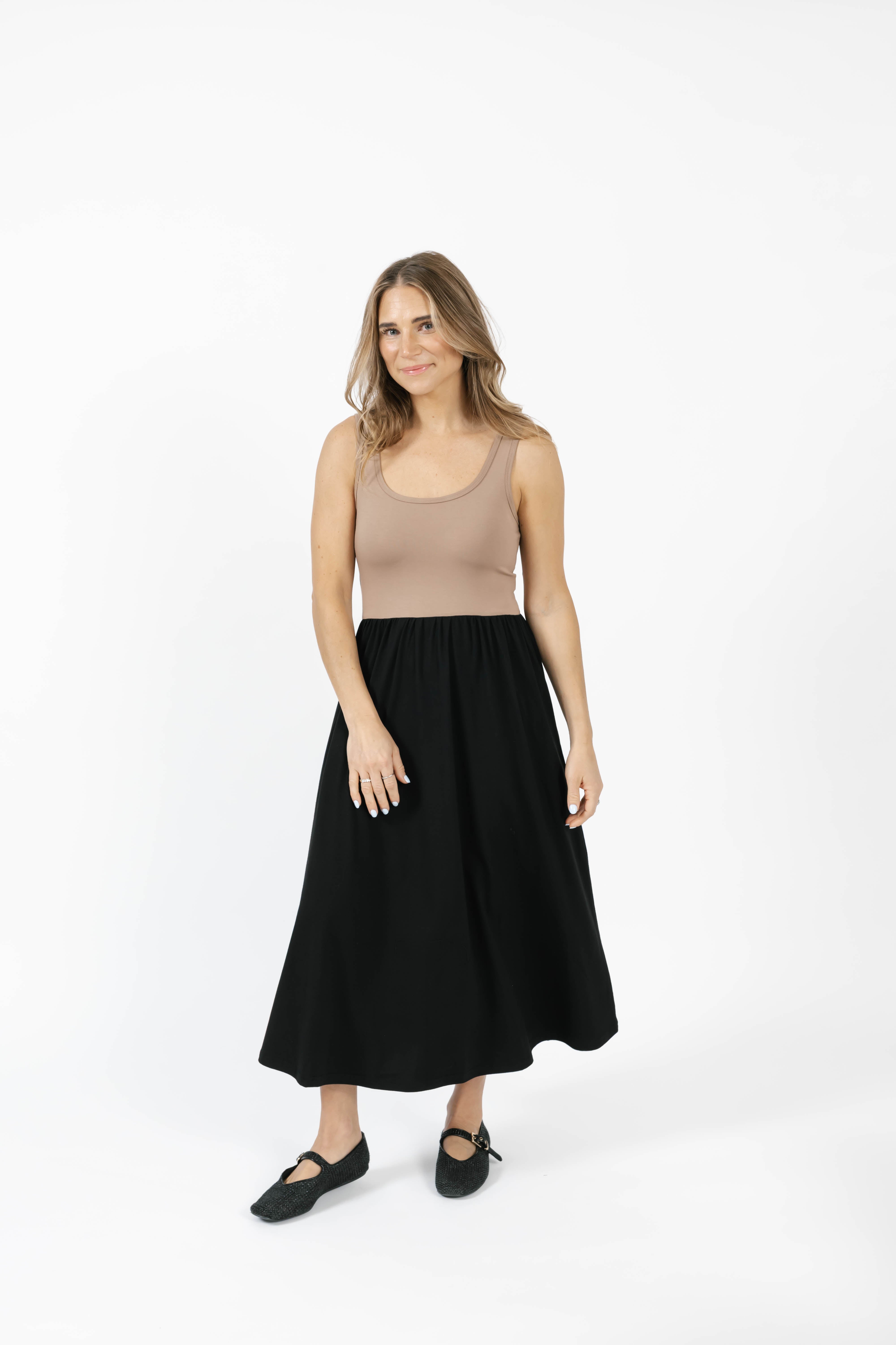 Tatiana Midi Dress in Sandy Brown/Black